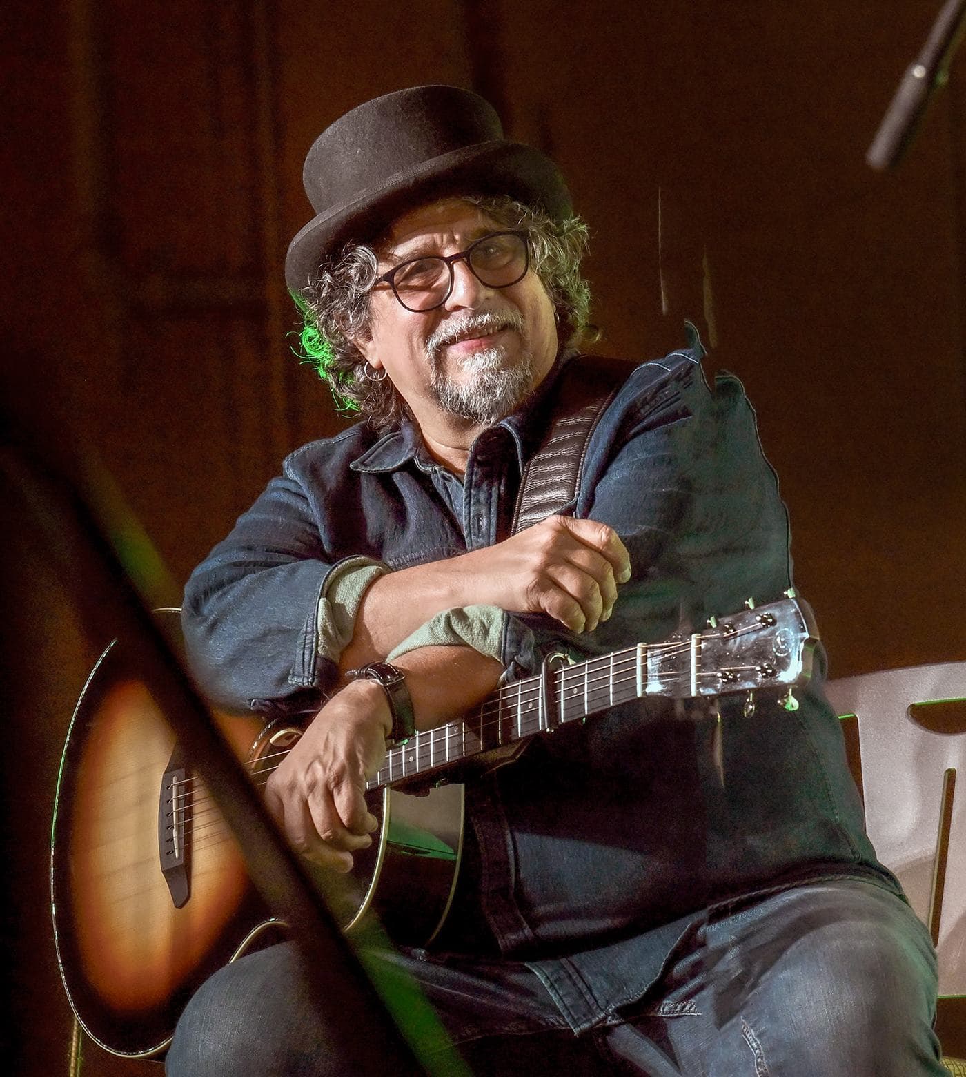 Dan Navarro performs at The Bottling Plant Ballroom during the Opelika Songwriters Festival